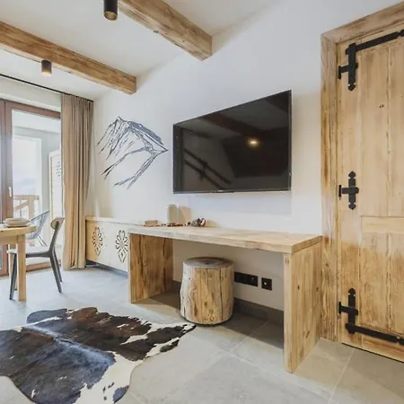 H900 Apartment